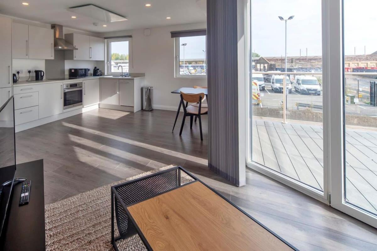 Lovely 1 Bedroom Apartment In Ashford Ashford  Exteriör bild